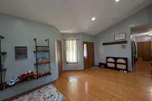 1782 Darby Ln, Davis, IL 61019 - Photo 9
