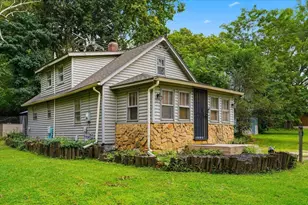 1702 W 3rd St, Sterling, IL 61081 - Photo 3