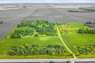 9455 N Meridian Rd, Rockton, IL 61072 - Photo 5