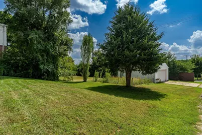 828 Indiana Avenue, Rockford, IL 61102 - Photo 31