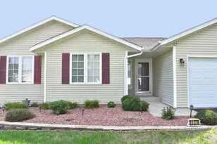 11178 Jasmine Dr, Roscoe, IL 61073 - Photo 3