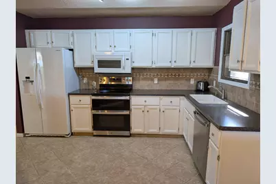 1016 Baxter Lane, Freeport, IL 61032 - Photo 9