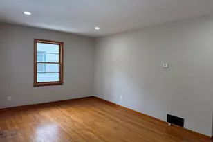 1908 W Pearl Ave, Rockford, IL 61103 - Photo 9