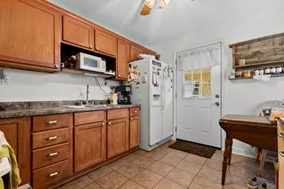 527 Grand Avenue, Loves Park, IL 61111 - Photo 5