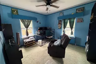 441 W Exchange St, Freeport, IL 61032 - Photo 9