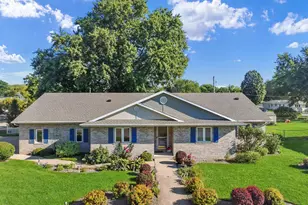 805 Hawthorne Ave, Janesville, WI 53545 - Photo 3