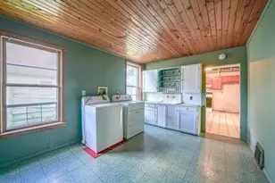 904 N 3rd St, Ashton, IL 61006 - Photo 17