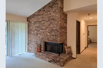 2264 Churchview Drive, Rockford, IL 61107 - Photo 5