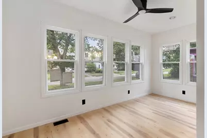 2228-2230 10th Street, Rockford, IL 61104 - Photo 3