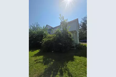 1110 S Oak, Freeport, IL 61032 - Photo 3