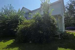 1110 S Oak, Freeport, IL 61032 - Photo 3