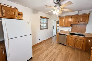437 E 11th St, Pecatonica, IL 61063 - Photo 19