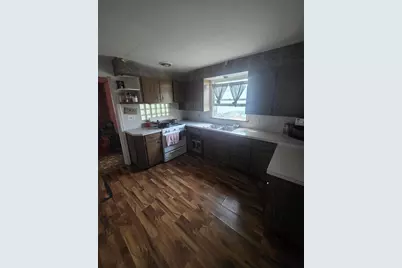 639 W Cottonwood, Freeport, IL 61032 - Photo 7