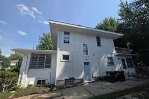 639 W Cottonwood, Freeport, IL 61032 - Photo 3