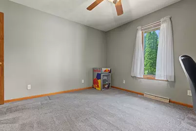 400 W Hilltop Terrace, Stockton, IL 61085 - Photo 19