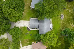 648 Alamo Dr, Freeport, IL 61032 - Photo 29