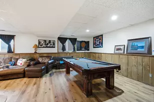 648 Alamo Dr, Freeport, IL 61032 - Photo 21