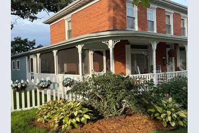 110 W Mason St, Lena, IL 61048 - Photo 5