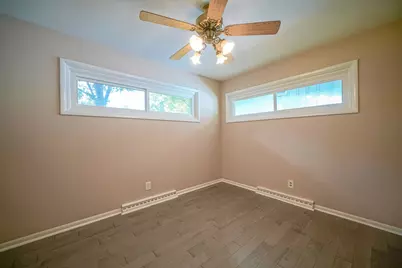 507 W 1st Street, Mount Morris, IL 61054 - Photo 13