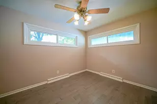 507 W 1st St, Mount Morris, IL 61054 - Photo 13