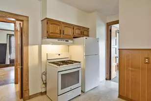 1124 S State Ave, Freeport, IL 61032 - Photo 15