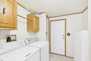 933 Micole Dr, Belvidere, IL 61008 - Photo 25