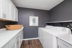 1422 Kingsley Dr, Machesney Park, IL 61115 - Photo 13