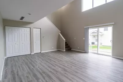 1725 W Chrysler Drive, Belvidere, IL 61008 - Photo 11