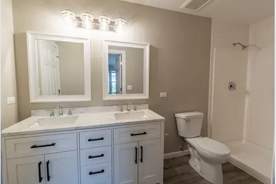 1725 W Chrysler Drive, Belvidere, IL 61008 - Photo 19