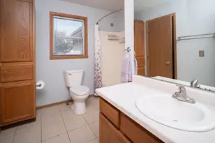 623 Valley View Dr, Pecatonica, IL 61063 - Photo 11