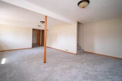 623 Valley View Drive, Pecatonica, IL 61063 - Photo 23