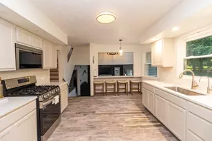 6808 Laurel Cherry Dr, Rockford, IL 61108 - Photo 9