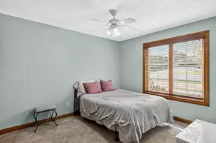 414 Castlewynd Dr, Loves Park, IL 61111 - Photo 37