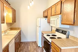 4689 High Point Dr, Rockford, IL 61114 - Photo 11