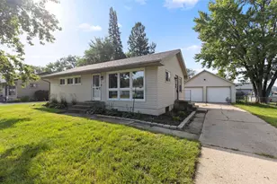 1115 Copper Dr, Machesney Park, IL 61115 - Photo 1