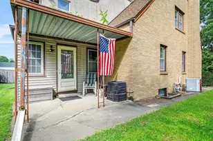 205 St Louis Ave, Rockford, IL 61104 - Photo 29