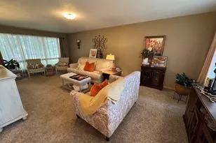 213 E Market St, Shannon, IL 61078 - Photo 11
