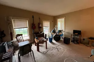 201 S Barber Ave, Polo, IL 61064 - Photo 23