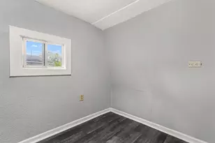 3226 8th St, Rockford, IL 61109 - Photo 7