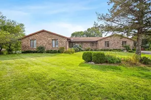 6531 Shadow Ridge Rd, Rockford, IL 61107 - Photo 1