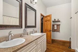 411 Hughes Pkwy, Poplar Grove, IL 61065 - Photo 21