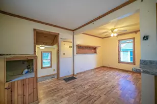 710 Glidden Ave, Dekalb, IL 60115 - Photo 3
