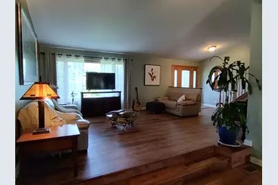 834 Shawnee Trail, Lake in the Hills, IL 60156 - Photo 19
