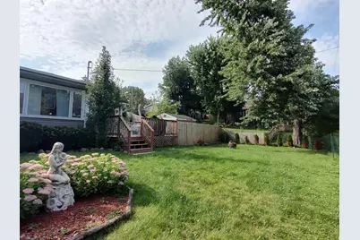 834 Shawnee Trail, Lake in the Hills, IL 60156 - Photo 7