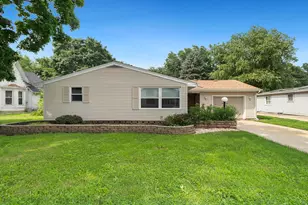 225 E 4th St, Byron, IL 61010 - Photo 21