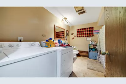 225 E 4th Street, Byron, IL 61010 - Photo 27