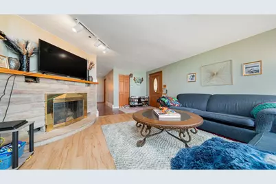 225 E 4th Street, Byron, IL 61010 - Photo 3