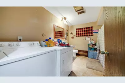 225 E 4th Street, Byron, IL 61010 - Photo 27