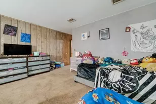 225 E 4th St, Byron, IL 61010 - Photo 31