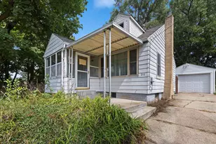 218 Euclid Ave, Rockford, IL 61102 - Photo 1
